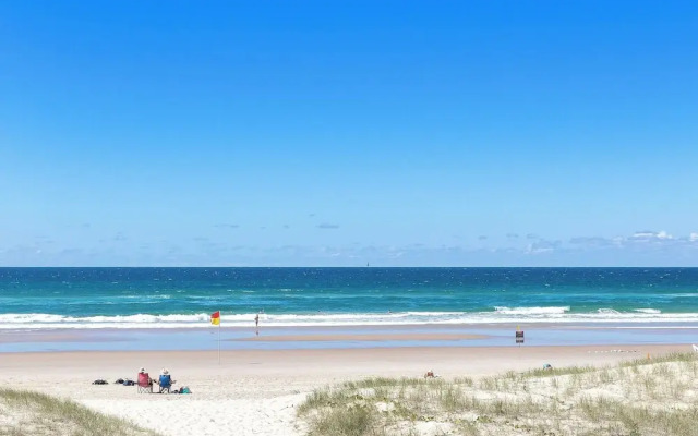 Surfsong on Miami Beach