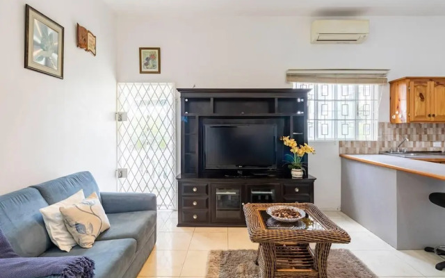 Lovely 1-bed in Montego Bay-rose View Apartment
