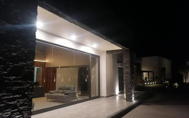 Rivi Grand Hotel