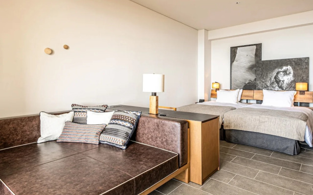 One Suite THE GRAND
