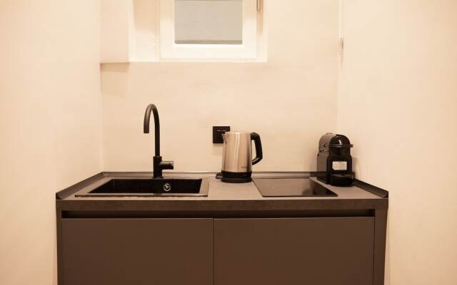 Taskou Luxury Suites