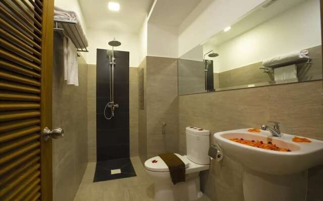 Hotel Platinum Square