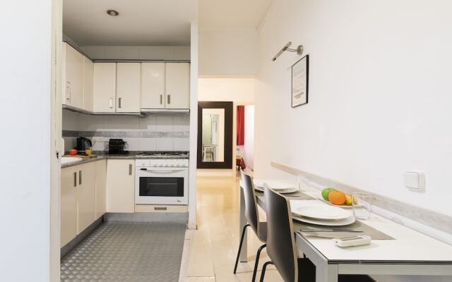 AB Paral·lel Apartments