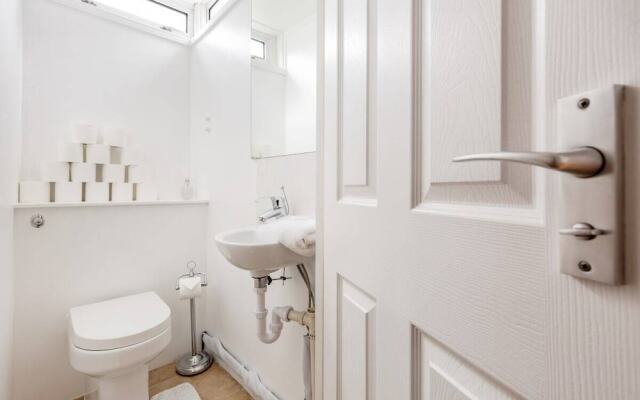 Chic 3Bd House W/terrace in Brixton-victoria Line