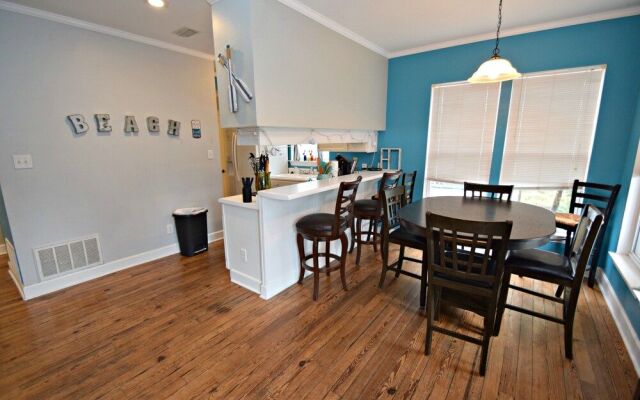 Perky Pelican - 4 Br Home