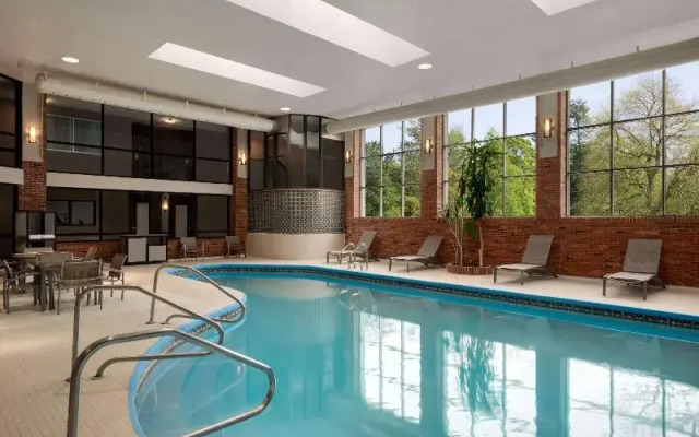 Ramada by Wyndham South Bend