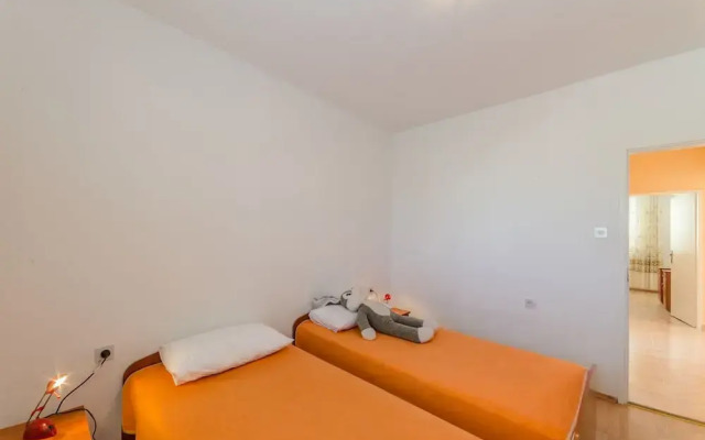 Mlađo - Swimming Pool - A2