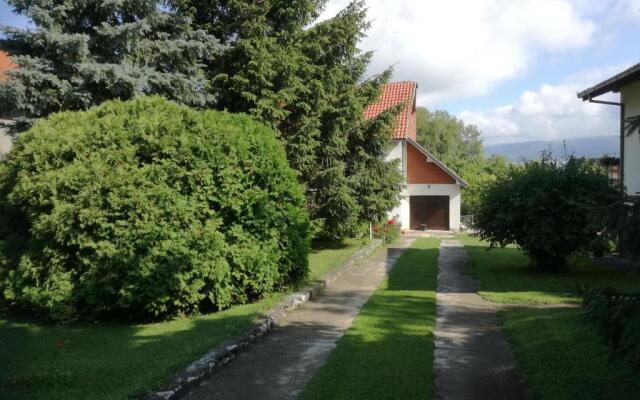 Apartment and Rooms Dedine Golubac