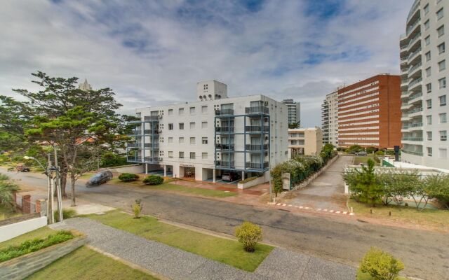Oceana Suites The Point