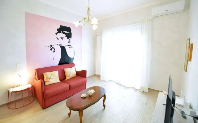 IzzHome La Signorina