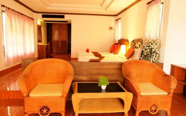 Lanta Village Resort