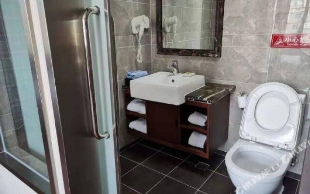Riyueming Select Hotel (Dalian Xinghai Park)