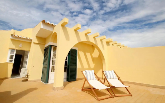 Villa Rosa A by amcf