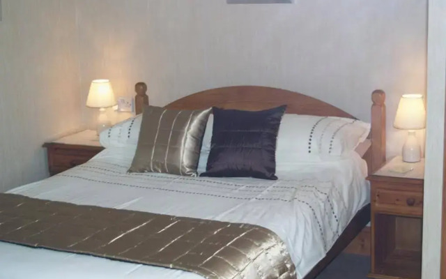 TYME Suites on Kingsway