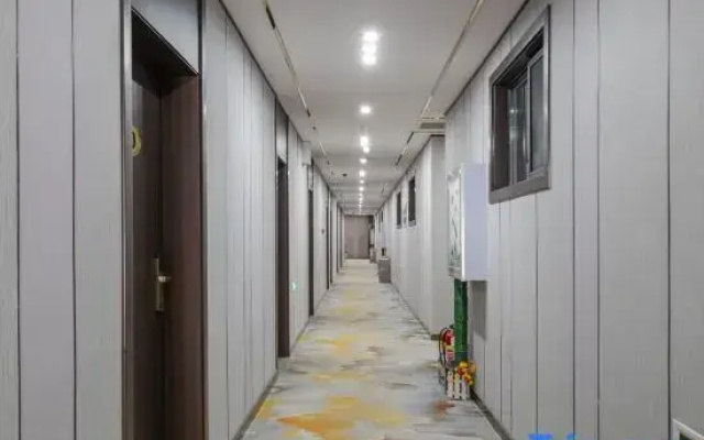 Yijia Intelligent Hotel