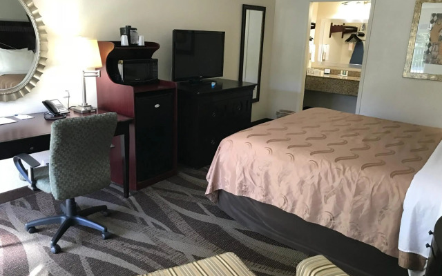 Quality Inn Windsor Mill
