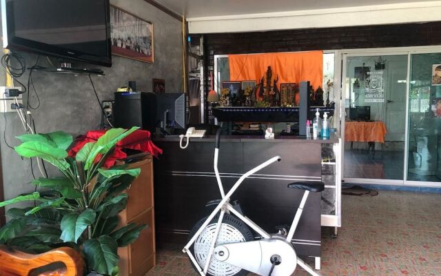Oyo 1056 Hero Phuket