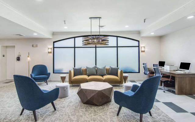 Clarion Pointe South Boston - Danville East