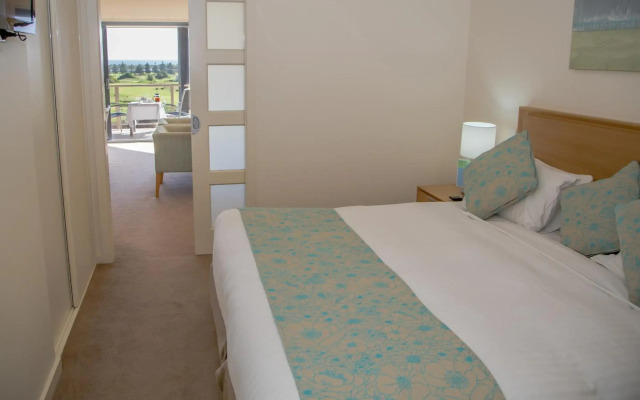 Lady Bay Hotel