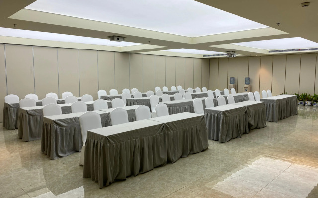 Ji Hotel (Shanghai Hongqiao Airport Konggang)