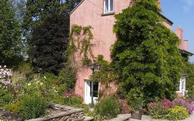 Thatch Close Farm