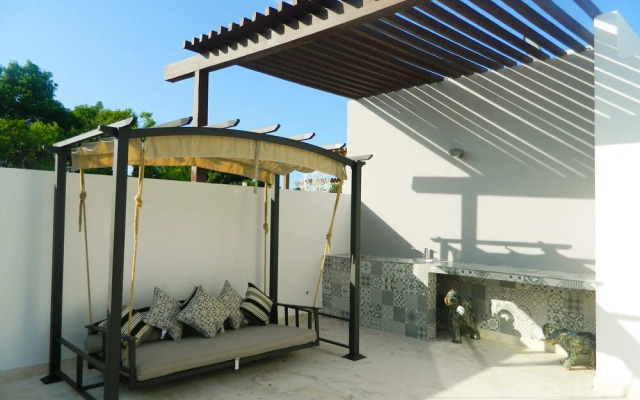 Luxury Townhouse Private Pool and Golf