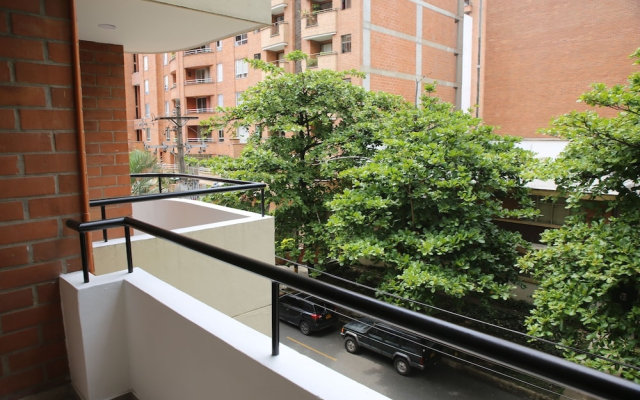 Saint Geny By Nomad Guru