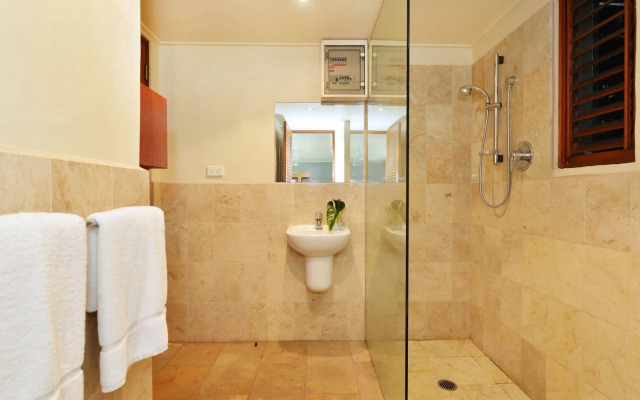 Monsoon Villa B