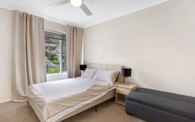 Summerside, 43 Lentara Street