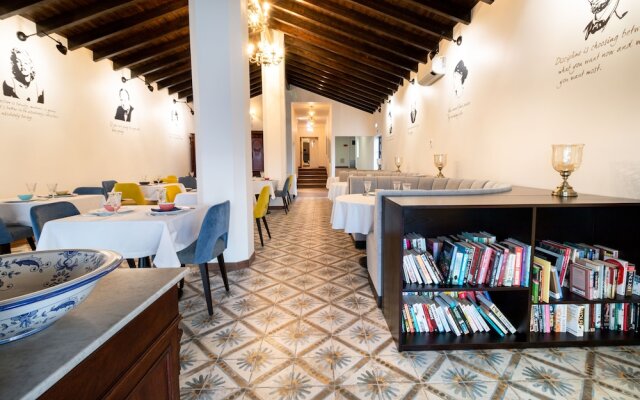 Solar Alvura Health Hotel