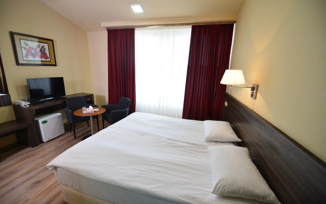 Deluxe Hotel Yerevan