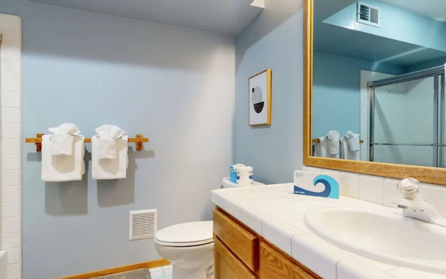 Snowcreek Iv #594 3 Bedroom Condo