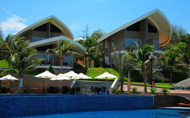 Sandunes Beach Resort & Spa