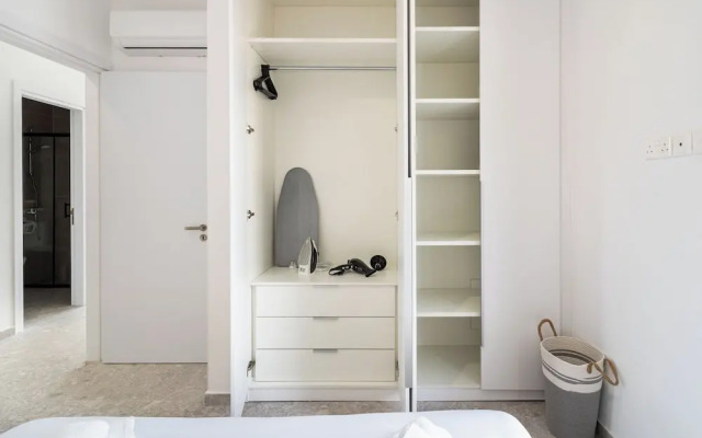 Solara - Stylish Balcony Apartments in Larnaca