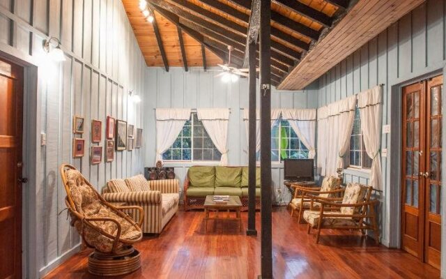 Casa Azul Bed & Breakfast