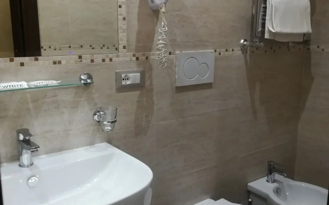 Excellence Suite