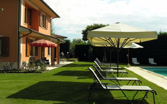 Villino Blu Private Villa on the Chianti Hils 10 Plus 2 pax