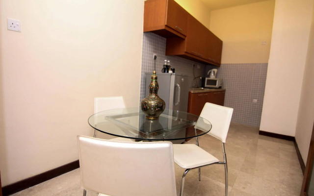 Peninsula Residents All Suite