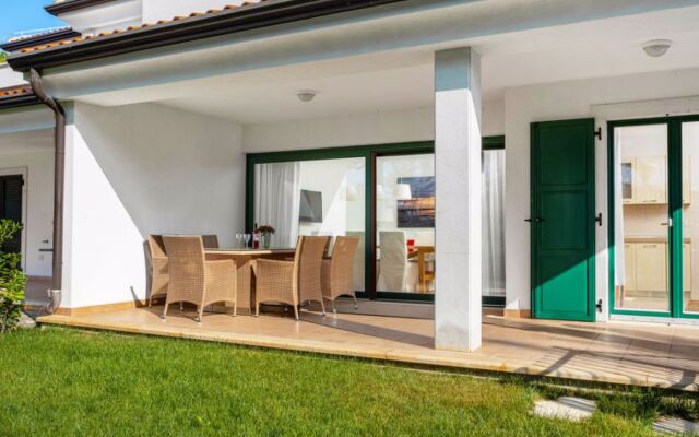 Villa Beach Front Ba Anija