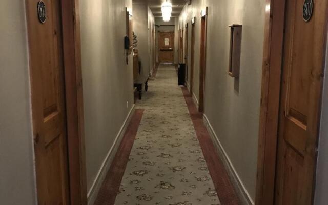 Hotel Sutter