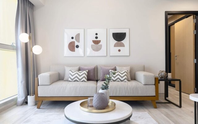 Guestready - Relaxing Apartment Balcony Close to Miracle Garden 4911