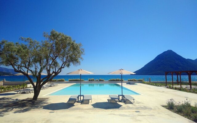 Costa Ionica Mytikas Seaside Hotel