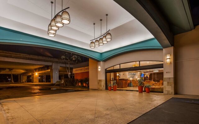 Airport Honolulu Hotel, Trademark Collection by Wyndham