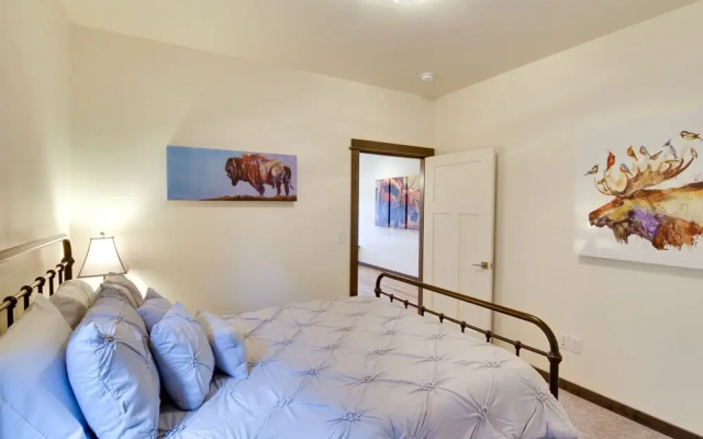 Pet-friendly Bozeman Home ~ 7 Mi to Downtown!