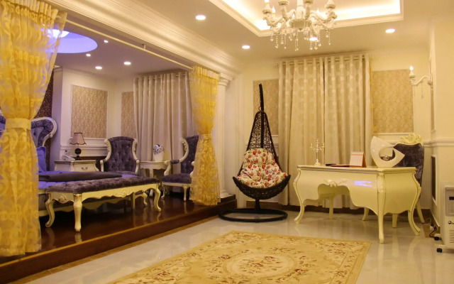 Royal Hotel Dalat