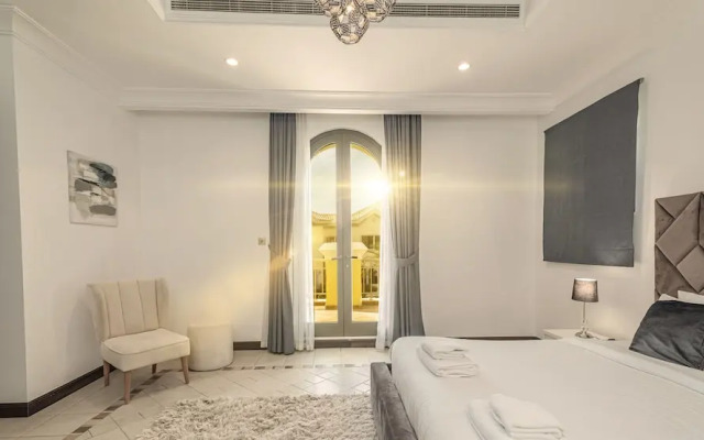 LUX Holiday Home - Frond P 1