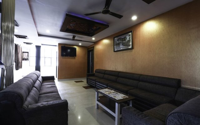 OYO 16083 Athidi Grand