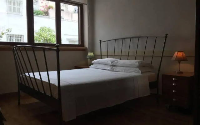 Unique - Spacious Studio with rooftop / Thissio