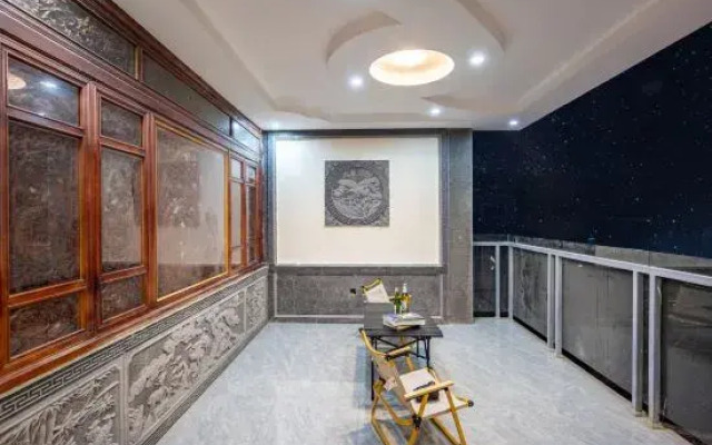 Dali Shuanglang Junxuan Haiju Baizu Homestay
