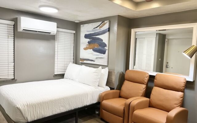 Miami Beach HomeStay
